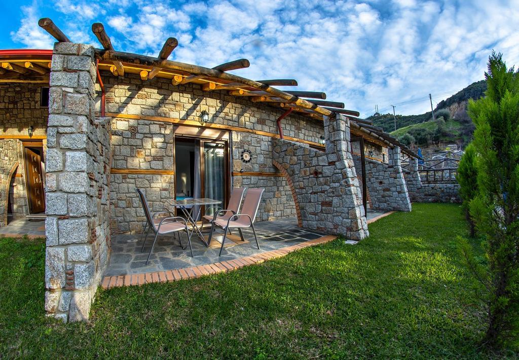 Theano Apartments Сарти Экстерьер фото