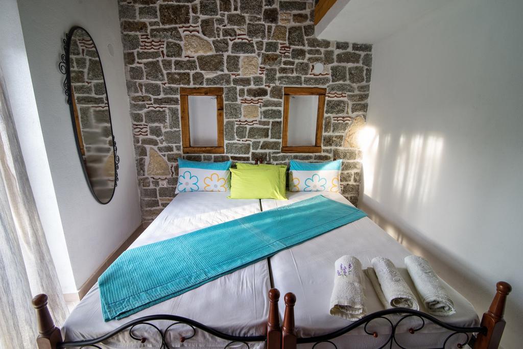 Theano Apartments Сарти Экстерьер фото